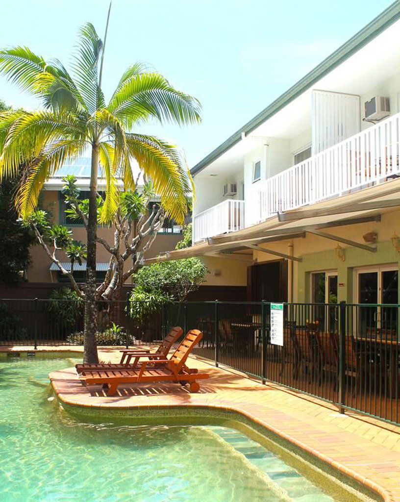 Coral Tree Inn Cairns Exterior photo